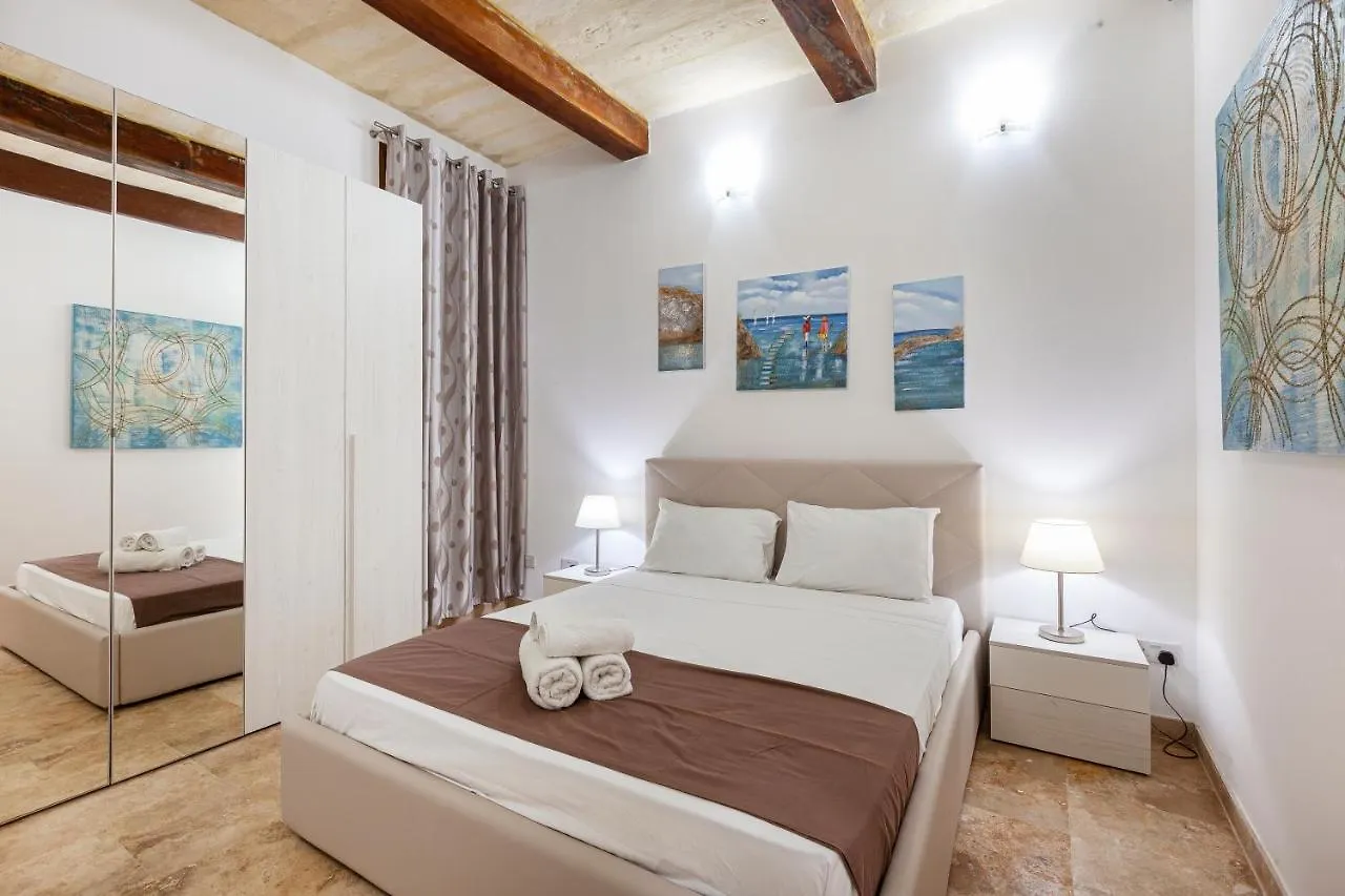 Designer Home With Comfy Sofa In Central Valletta By 360 Estates Apartment