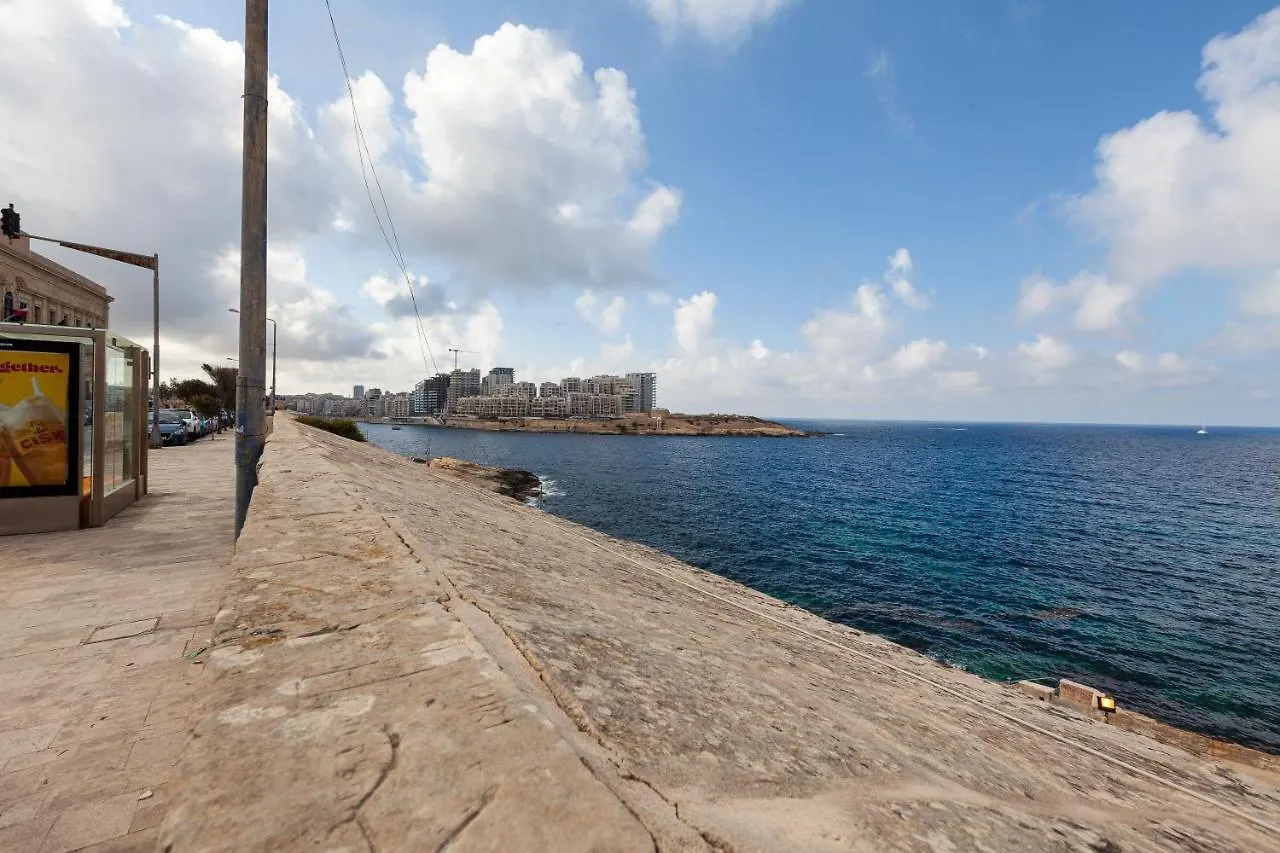 Designer Home With Comfy Sofa In Central Valletta By 360 Estates Apartment