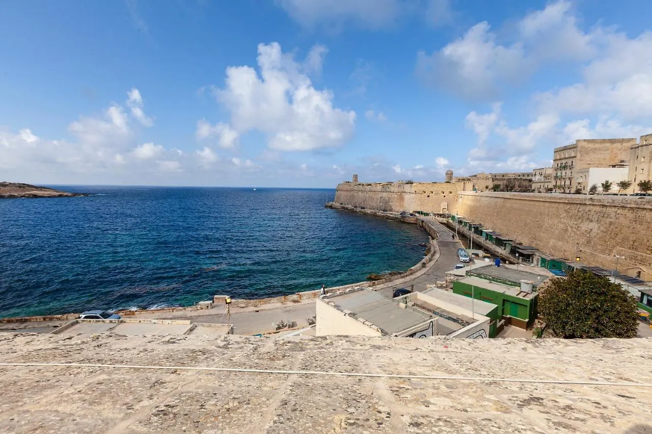 Designer Home With Comfy Sofa In Central Valletta By 360 Estates